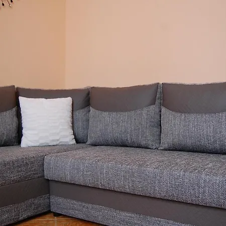 Kawalerka 2 Osobowa Centrum 50 M Do Ul Monte Cassino